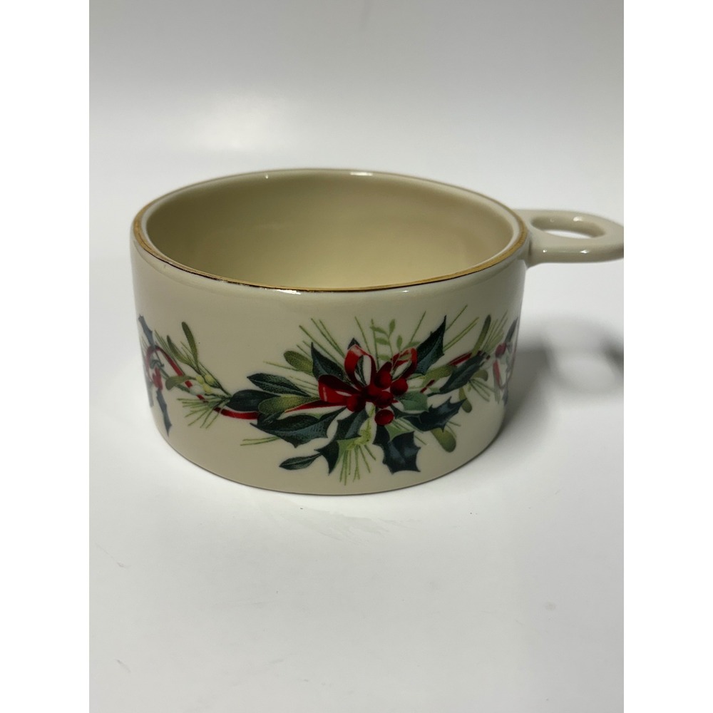 Lenox Winter Greetings Catherine McClung Soup Bowl with Tab Handle Gold Rim